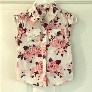 🔥BOGO 50%🔥 Girls 3T pearl button floral top
